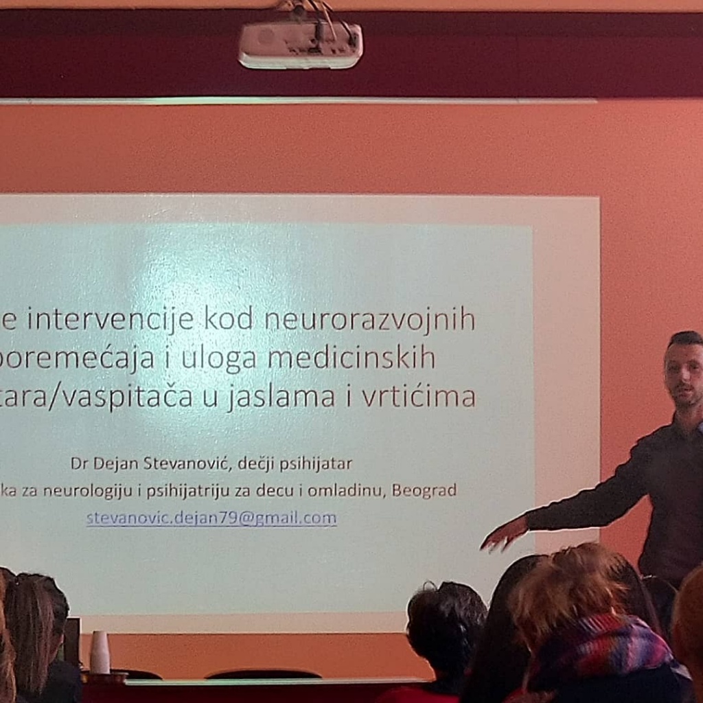 IMG e8bb76e5f623b8b7f2bbffddd460af84 V